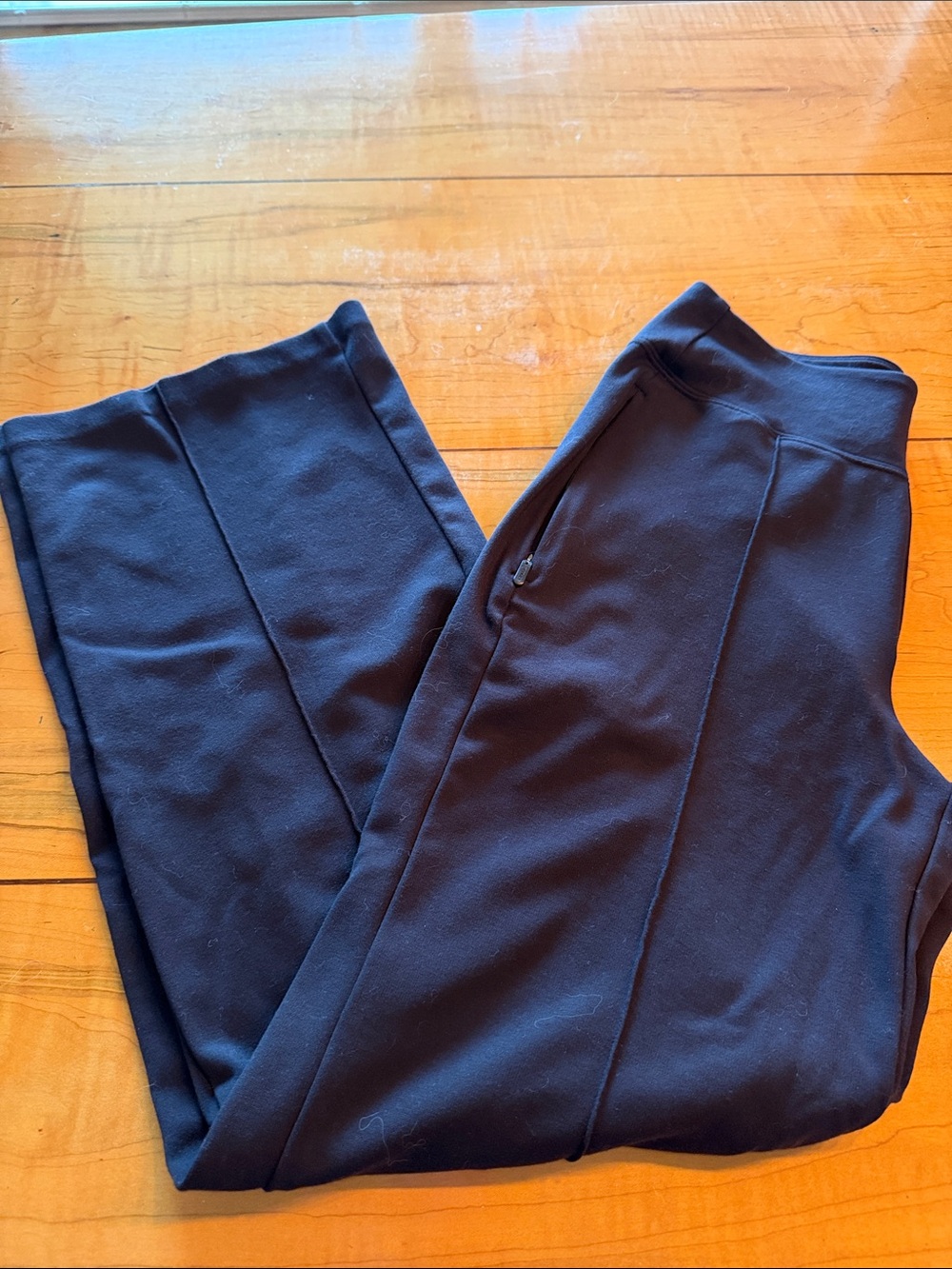 Athleta black straight leg pants size 0